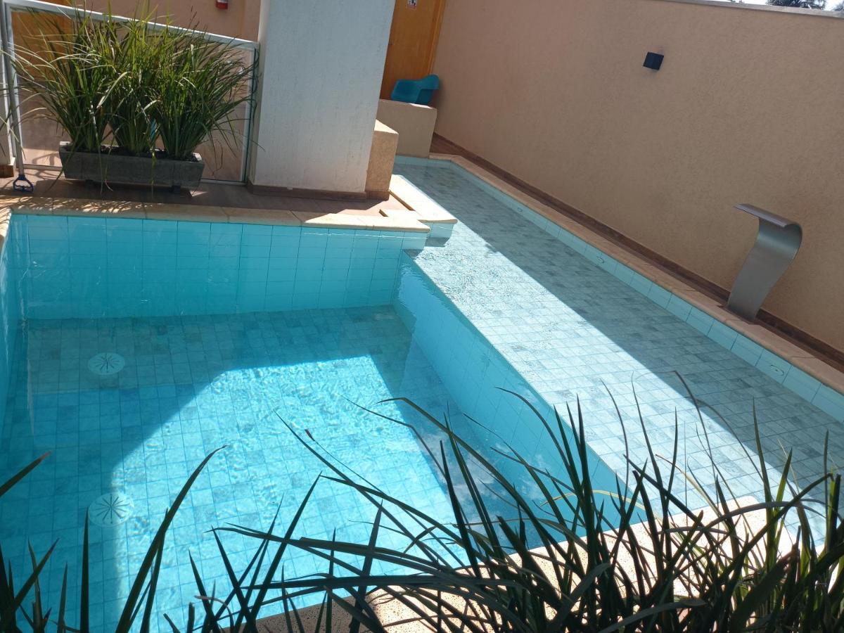 Flat 15 Apartment *